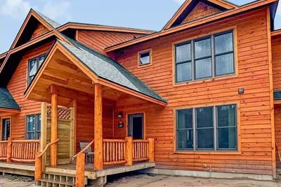 Image de Townhome O2 - Luxury Waterfront Home on 4th Lake