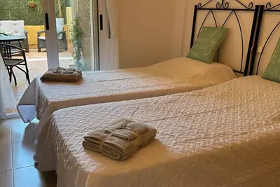 Image de Spanish Coastal Apartment, family friendly. Walking distance to beach. \n