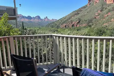 Image de Oak Creek Viewpoint – Rustic-Chic 3 Bdr with Incredible Views of Red Rocks!