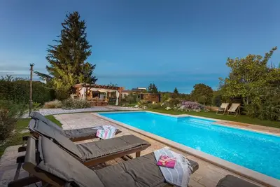 Image de Villa Dorstari - Charmante maison de vacances avec piscine privée et magnifique jardin au coeur de l'Istrie