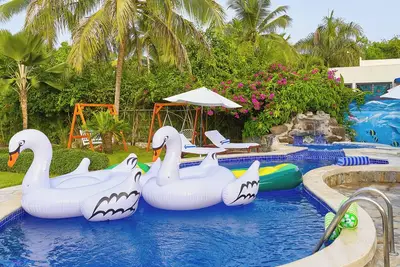 Image de Spacious Pool & Jacuzzi Villa in Boca Chica Beach