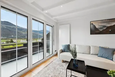 Image de Fenus View over Liechtenstein | Parking | Kitchen