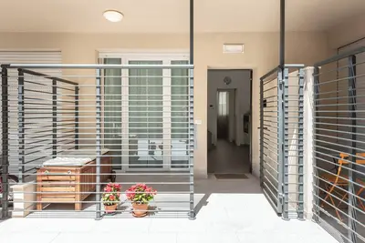 Image de Nuovo Appartamento Centrale con Garage