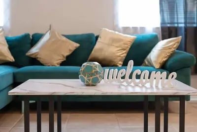 Image de Spacious 4-bedroom townhome with Cable and WiFi in charming Sanford