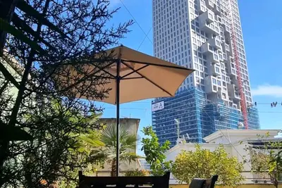 Image de 25 Green Retreat Mansion