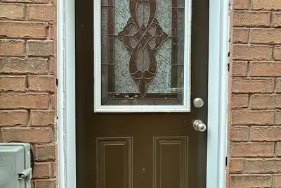 Image de Charming 2-bedrooms basement apartment in house near Toronto Pearson Airport