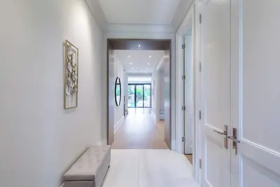 Image de Custom Build Luxury 4 Bed + 6 Bath House