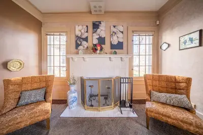 Image de 4br Sleeps 10 in Highland Square, Pets ok! Akron