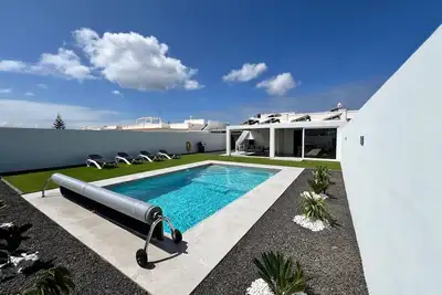 Image de Charming 3-bedroom villa with heated swimming pool, Ac throughout and WiFi