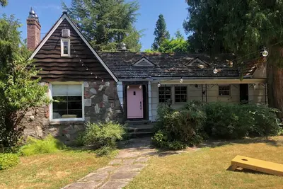 Image de Vintage in-city retreat