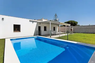 Casa Julianna Chiclana de la Frontera by Ruralidays