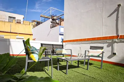 Image de Private terrace in traditional house in Triana, ten minutes walk from downtown