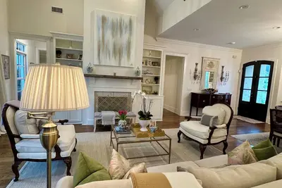 Image de Spacious 5-bedroom house in beautiful Oxford, Ms. . . close to campus and square.