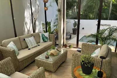 Vacation Mode Casa \nThe townhome with an easy vibe\n