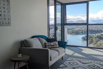 Image de Eagle's Nest ~ 23rd Floor @Belconnen