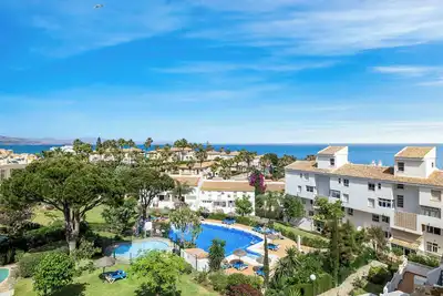 Image de Sea View Penthouse – Wyndhams Ramada Suites