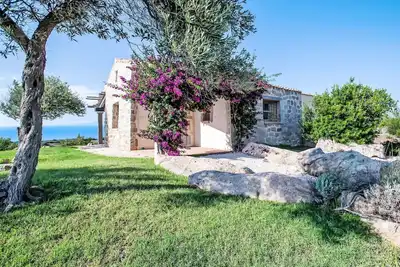 Image de Merveilleuse maison de vacances privée avec Wifi, climatisation, Tv, animaux admis et parking