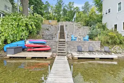 Image de 18 Guest Camp |Conesus Lakefront | Event Friendly