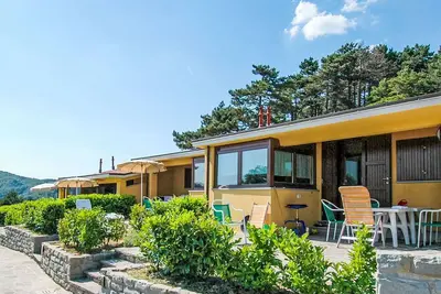 Image de Joli appartement pour 2 personnes avec piscine, Wifi, Tv, animaux admis et vue panoramique
