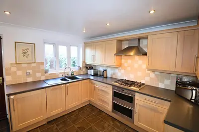 Image de Winkfield Charming Three-Bedroom House