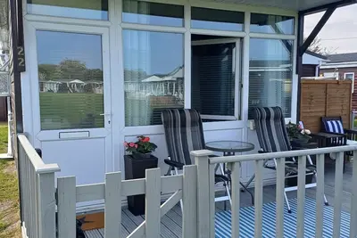 Image de Beach Retreat holiday chalet in chapel snt leonards.