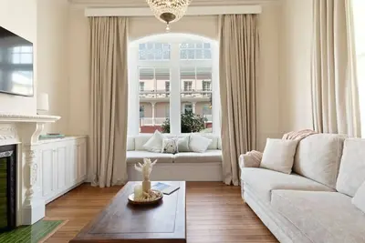 Image de Elizabeth Elegence: A Dreamy Federation Cottage