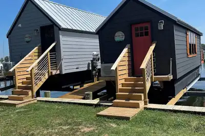 Image de Houseboat on Solomons Island