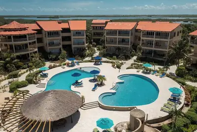 Image de Oceanview Condo with Balcony & Resort Pool Access | Residences at Barrier Reef