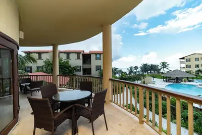 Image de Oceanview Oasis: 2-Br Condo w/ Balcony; Ocean & Pool Views