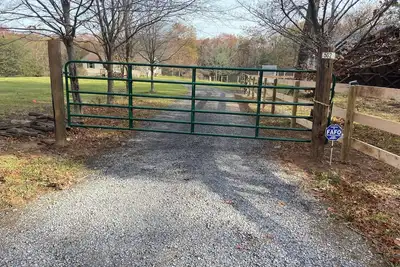 Image de 7 acre Farm in Strasburg, Virginia