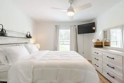 Image de Charming 2-bedroom apartment in wonderful Sebring with WiFi