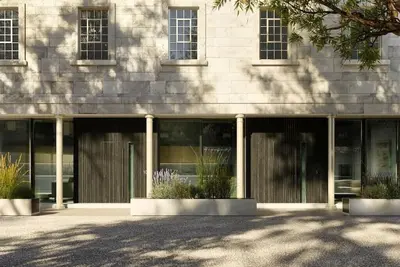 Image de Prestige-Maison-Sdb privée-Vue sur la cour