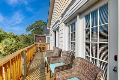 Image de Coastal home close to Holden Beach and local attractions