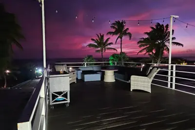 Image de New Renovation! Sunny Aruba Oasis by the Beach!