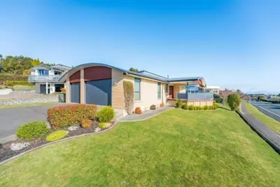 Image de Lake Taupo Outlook - 4 Bedroom