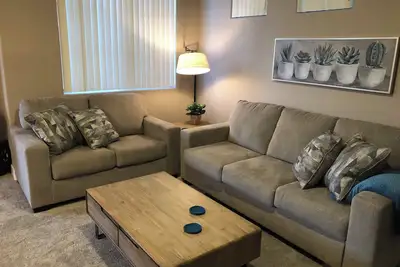 Image de Newly listed remodeled condo | Great location in a quiet, resort-style community