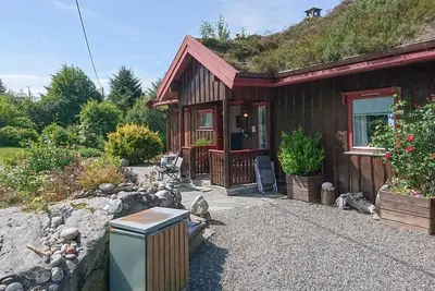 Image de Belle maison à Farstad avec WiFi
