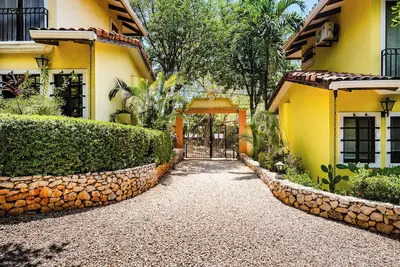 Image de Cozy paradise in Tamarindo! Private, peaceful, and perfectly located.