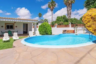 Image de Zona tranquila cerca de playa Conil de la Frontera by Ruralidays