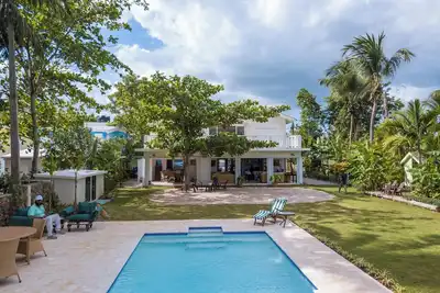Image de Villla with private beach