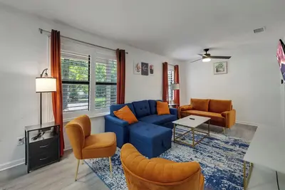Image de Spacious 4-bedroom house with Ac and WiFi in charming Tallahassee