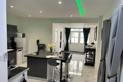 Image de 1712-Villa- Sleeps4- Terrace-Town Centre