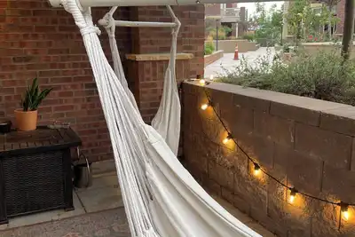 Image de Hammock Hideaway- Close to Trails, Restaurants & Downtown