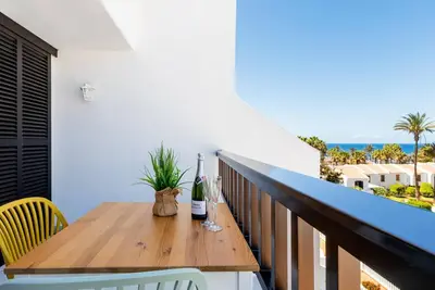 Image de 327 Parque Santiago Ii, vue mer, 2 chambres, 2 salles de bain, wifi