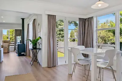 Image de Gorgeous on Gillies Taupo central accommodation