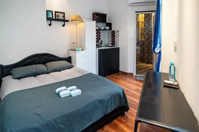 Image de Room 5 - Chill in Sg, 100' projector, 2mins to District. 1