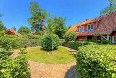 Image de Vacation apartment with private sauna and fireplace, right on the beach.