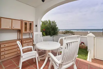 Image de Appartement 'Frontline Vacation Home A86 2' avec vue mer, piscine partagée et Wi-Fi
