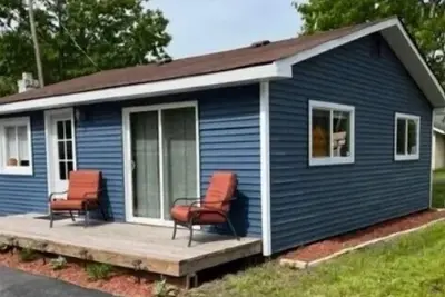 Image de Newly Remodeled 2 Bedroom Cabin