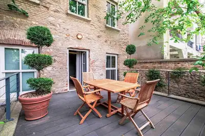 Image de Homie Suites | Beyoğlu | Duplex Apt. w Garden #Te1